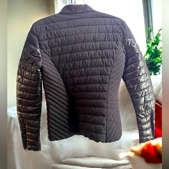 GUESS brand
Women's SHINY *Vera* Puffer Jacket Black Sz Small technical - Picture 11 of 11